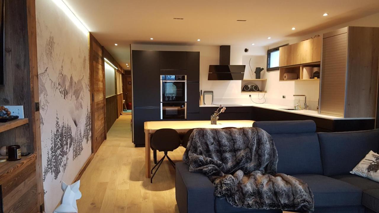 spot, exceptl 80 m2, centre Alpe d Huez, ski au pied, Ménandière, 8 pers, 3ch, 3sdb Alpe d'Huez Esterno foto