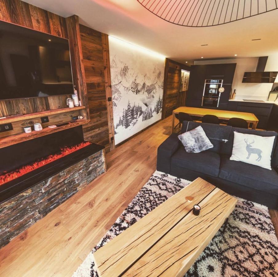 spot, exceptl 80 m2, centre Alpe d Huez, ski au pied, Ménandière, 8 pers, 3ch, 3sdb Alpe d'Huez Esterno foto
